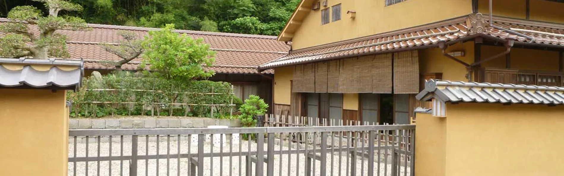 石見銀山の佇む宿 ゆずりは