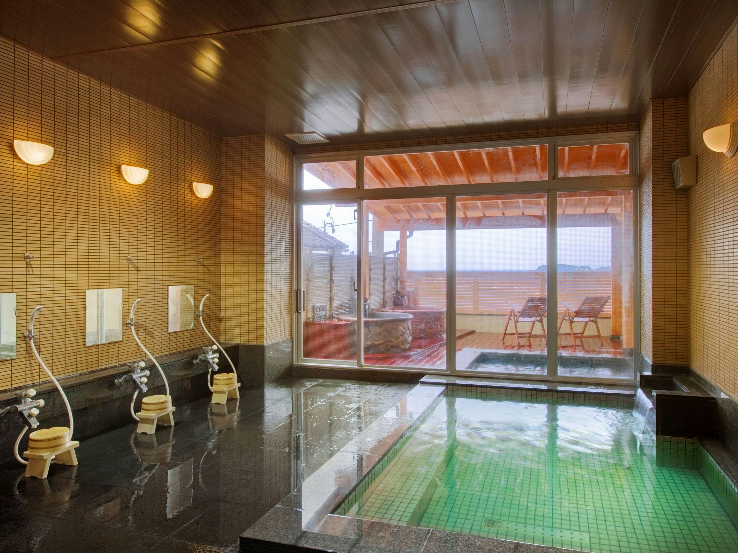 ห้องอาบน้ำสาธารณะ