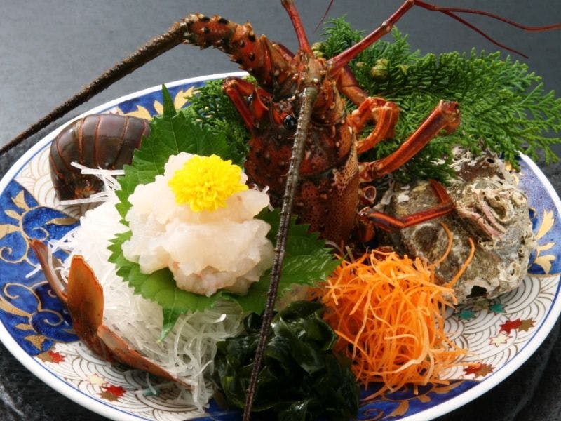 日間賀島　いすず館