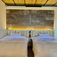 เราจัดเตียงเซมิดับเบิลเป็นเตียงคู่