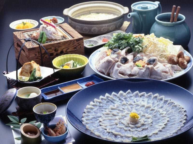 日間賀島　いすず館