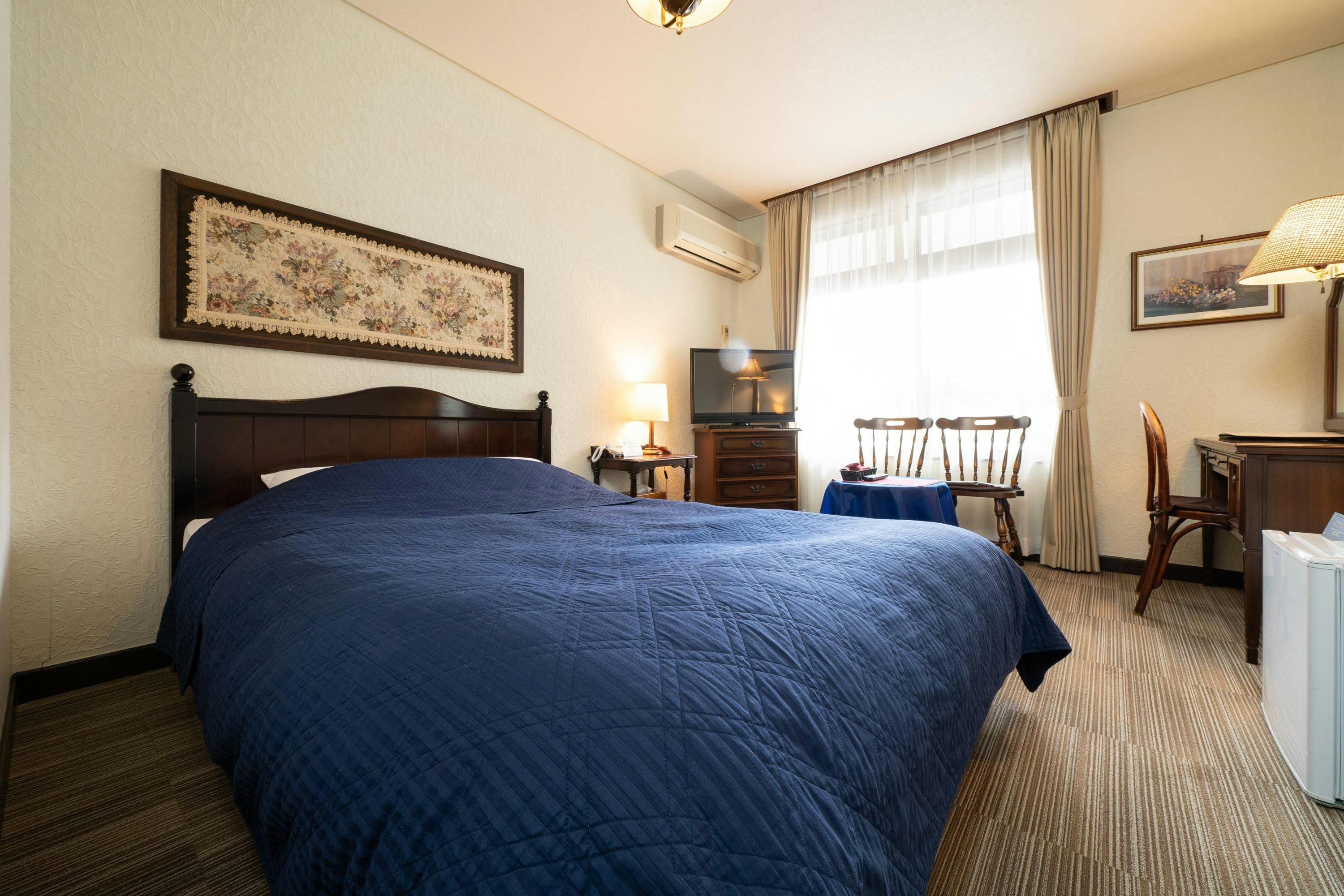 這是本館的雙人房。