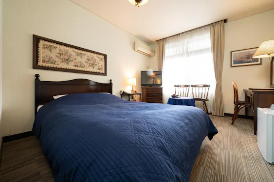 這是本館的雙人房。