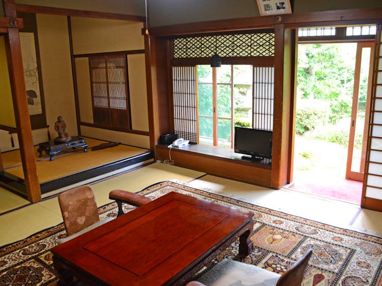 おまかせ和室6畳（バストイレなしのお部屋もございます）のサムネイル画像