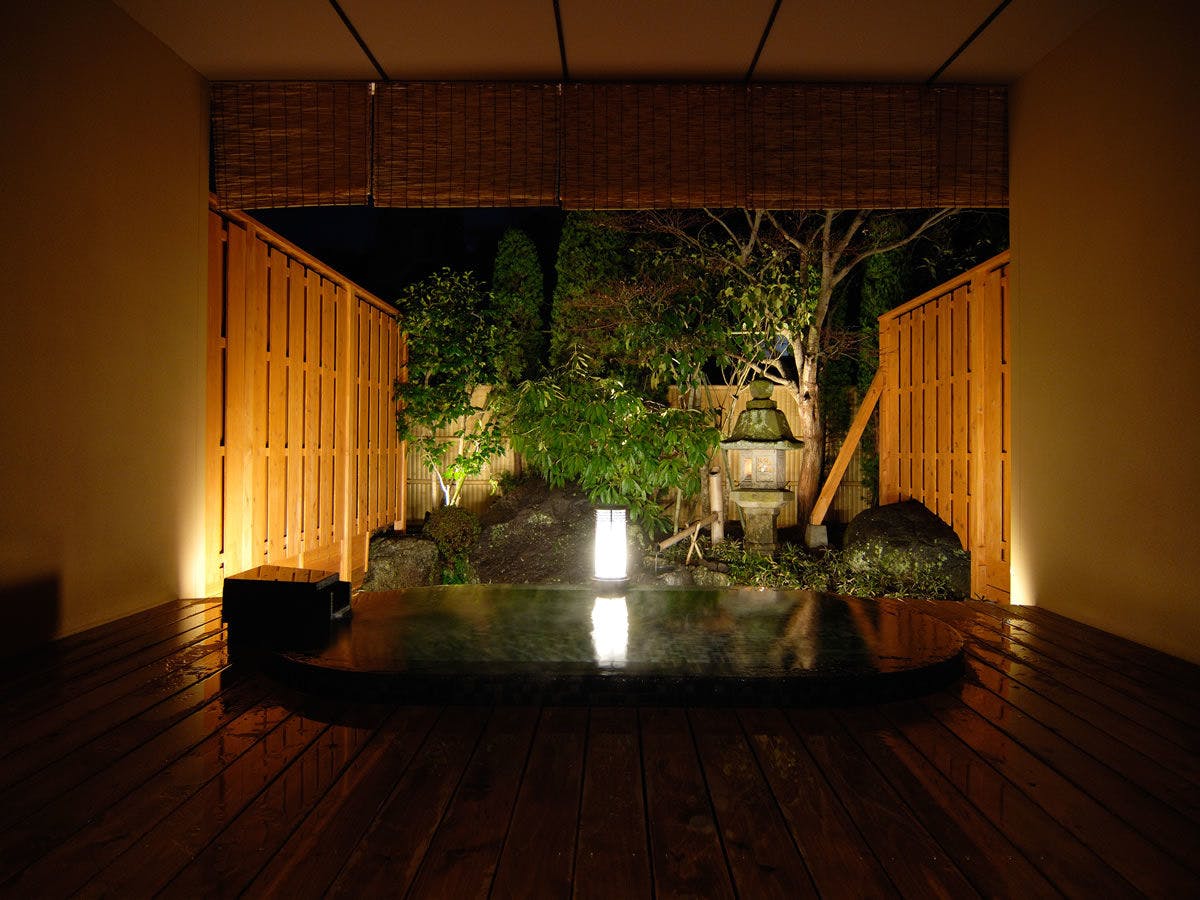 香湯楼井川 (KOUYUROU IKAWA)