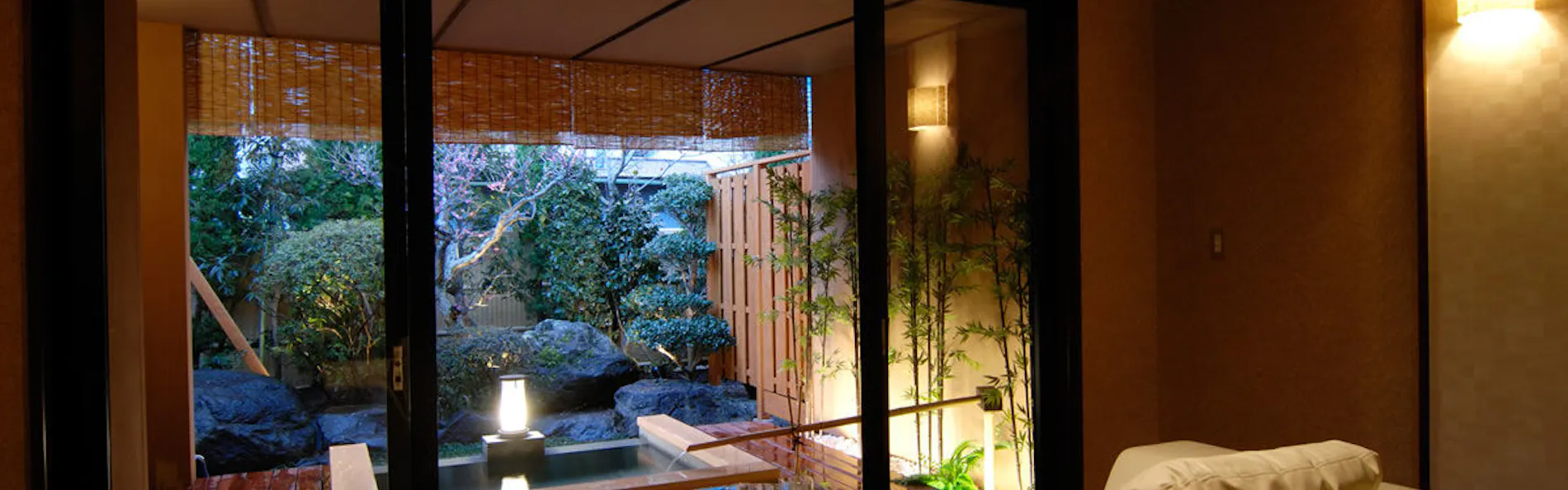 香湯楼井川 (KOUYUROU IKAWA)