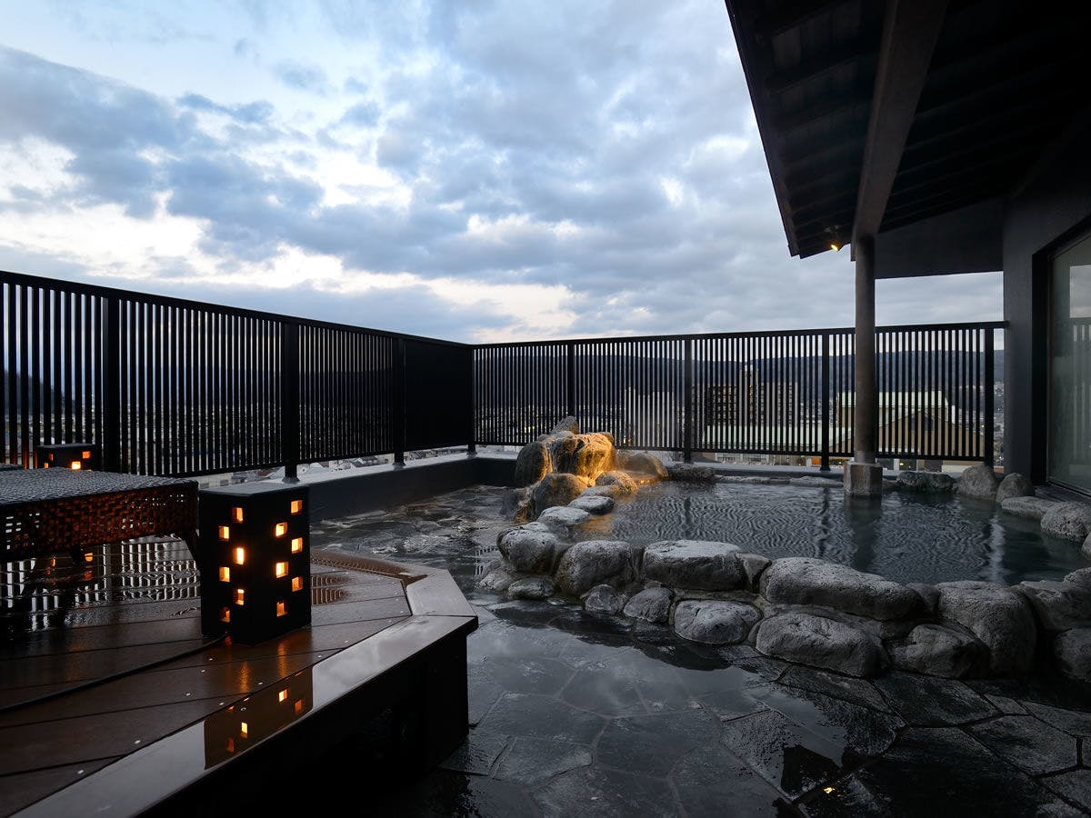 香湯楼井川 (KOUYUROU IKAWA)