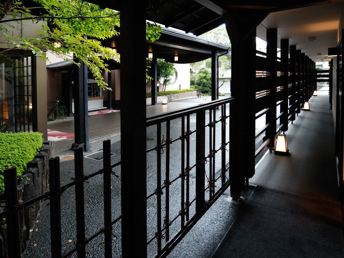 香湯楼井川 (KOUYUROU IKAWA)