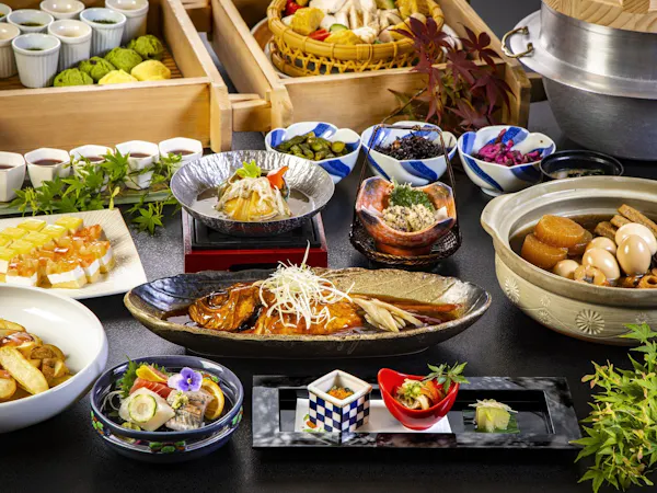 お食事処リニューアル記念!特製ローストビーフ付!ハーフビュッフェ和会席・金目鯛姿煮&鮑(夕朝食付)