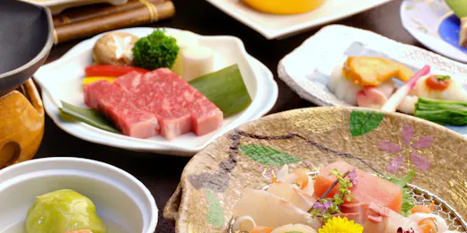箱根湯本温泉 ホテルおかだ