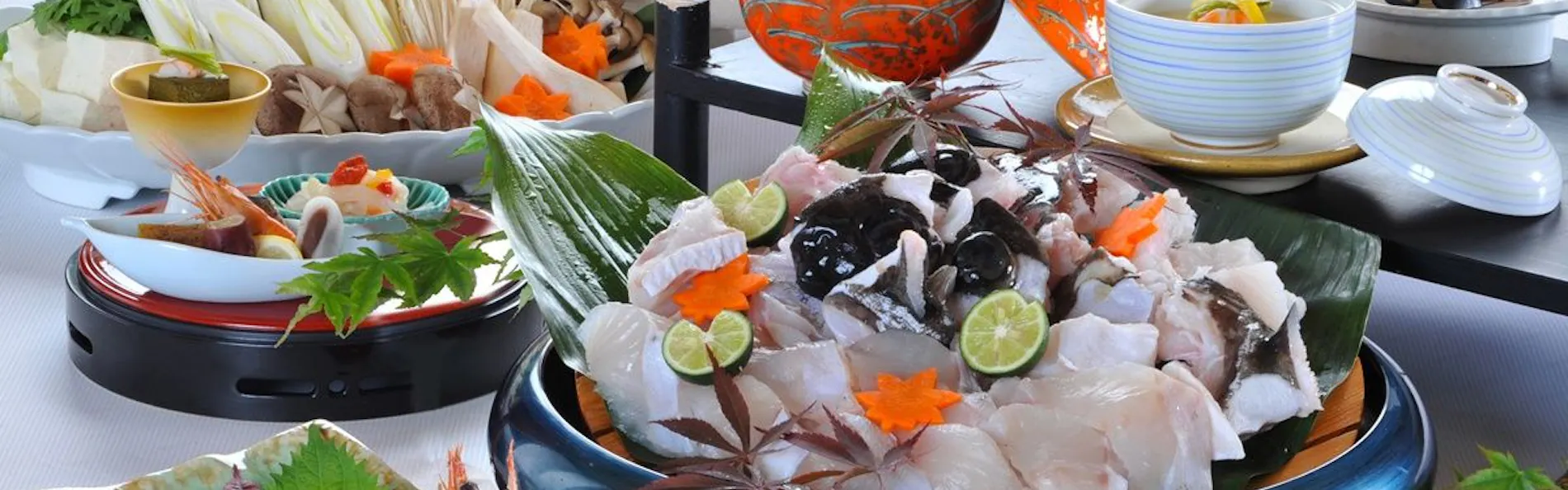 ホテル三楽荘