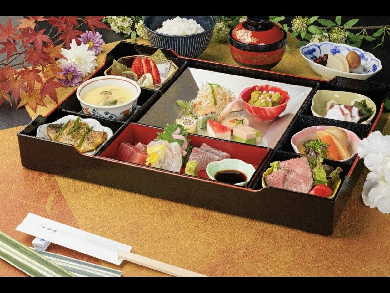 ホテル三楽荘