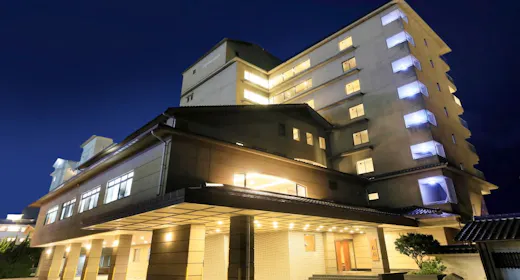 <早期割15%オフ>【迎春】12/31~1/2限定|新年を祝う特別会席と温泉で迎える年<年末年始※>