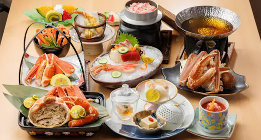 <夕食のみ・朝食なし>【白扇|蟹】蟹を味わい尽くす贅沢会席<蟹会席/半個室>展望ジャグジー付客室