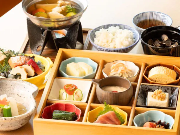 【朝食のみ】22時までチェックインOK/山陰の恵みで やさしい朝のはじまり<朝食付き>