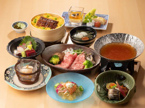 【一休の日】最大15%OFF 季節を感じる 白扇の定番会席<基本会席>展望ジャグジー付客室