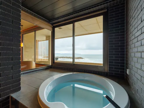 【전망 자쿠지 포함】일본식+서양식 트윈룸/60㎡