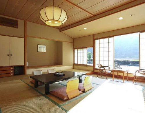 清山館