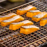 【อาหารเช้า】ปลาย่างสดใหม่ย่างต่อหน้าคุณ