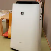 お部屋設備(加湿機能付き空気清浄機)