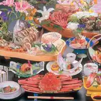 ズワイガニ1杯に日本海直送の荒磯舟盛