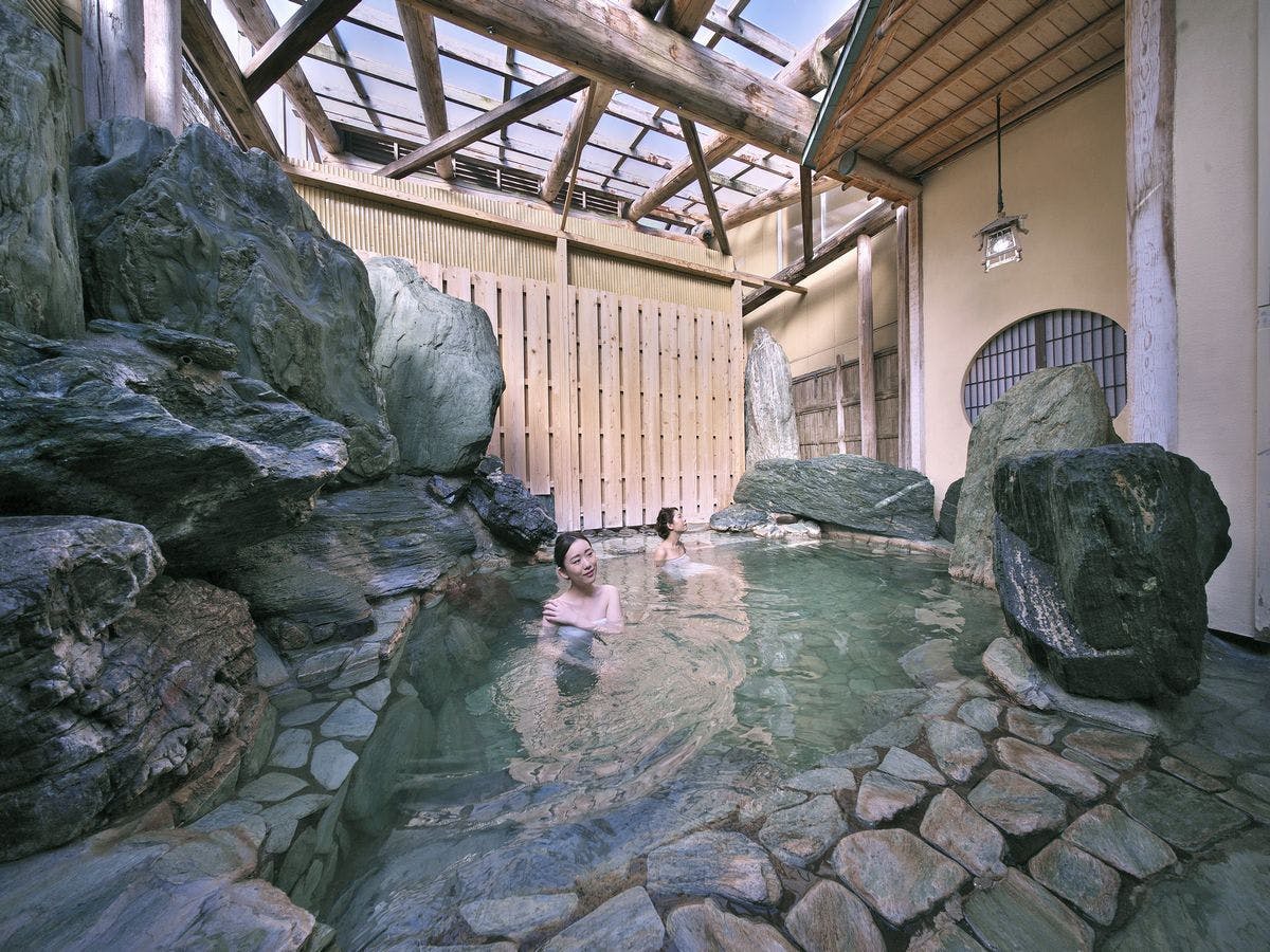 あわら温泉グランドホテル　湯めぐりの宿
