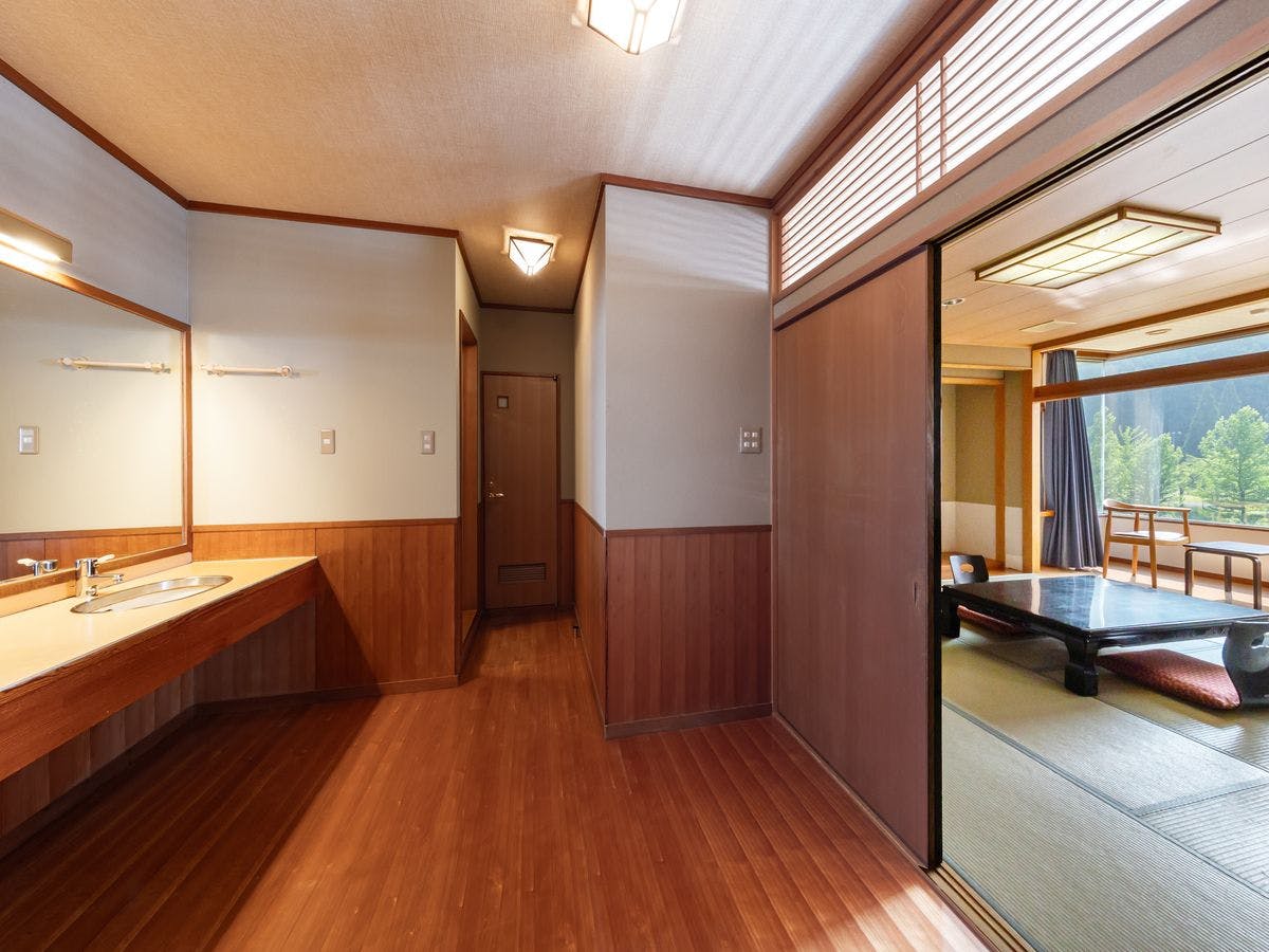 わんわんパラダイス 松阪（旧：松阪わんわんパラダイス 森のホテルスメール）