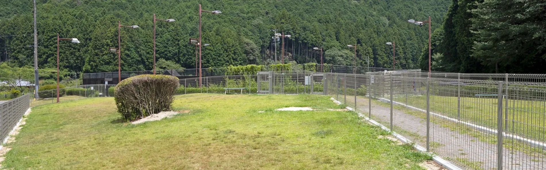 わんわんパラダイス 松阪(旧:松阪わんわんパラダイス 森のホテルスメール)