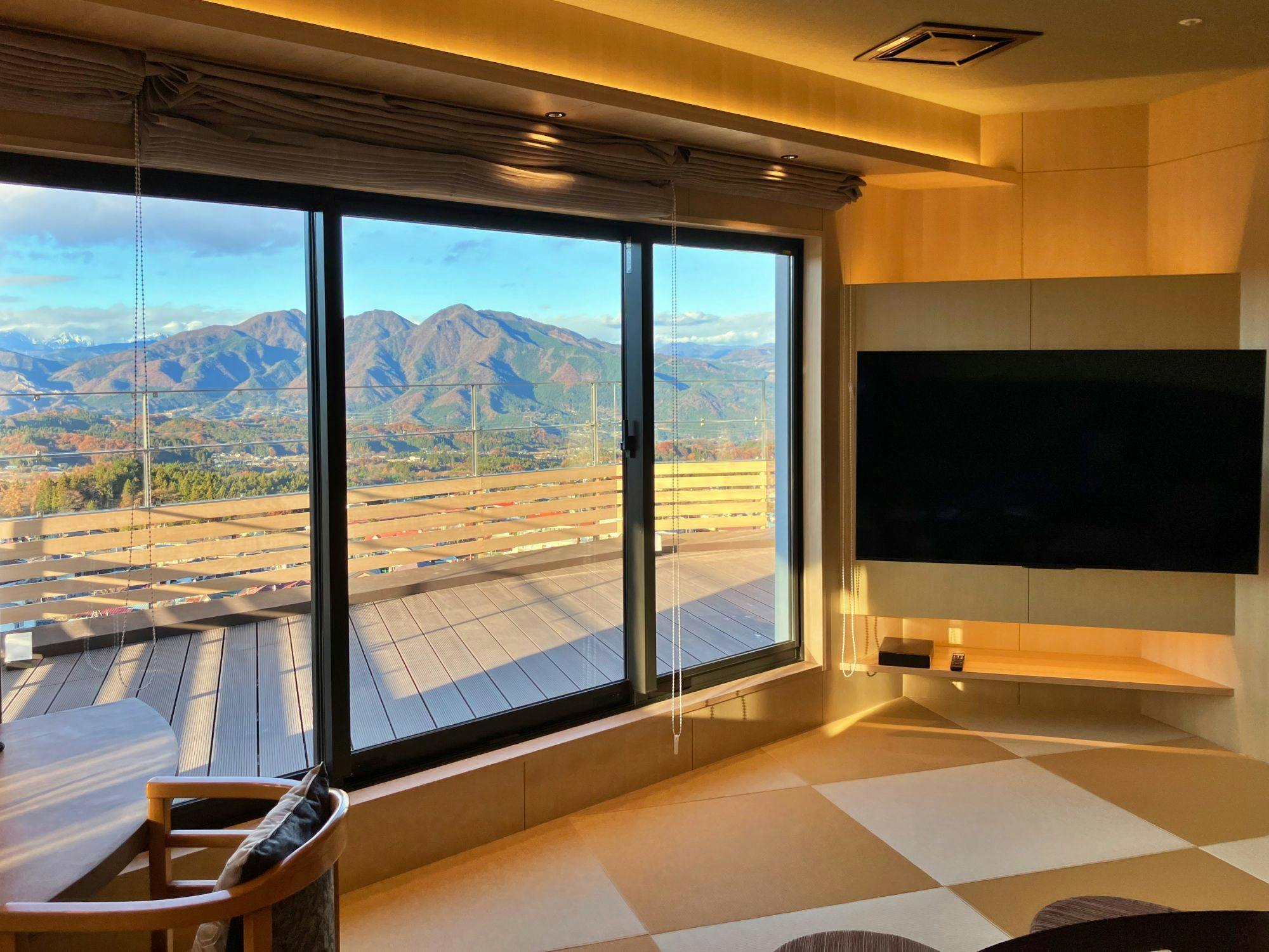 [706] Opened in Dec 2023! Featuring an open-air bath and sauna.