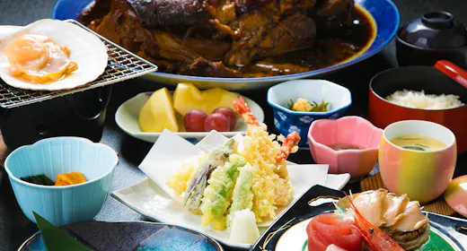 <季節の旬の魚介類など 選べるお土産付プラン><世界三大漁場>の魚介をお家で満喫