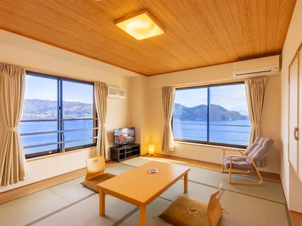 【角部屋-和室10畳】