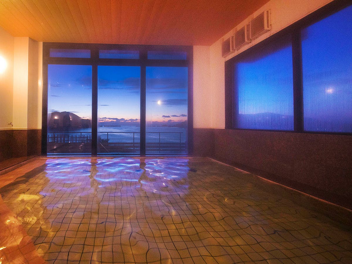 【大浴場-内湯-】