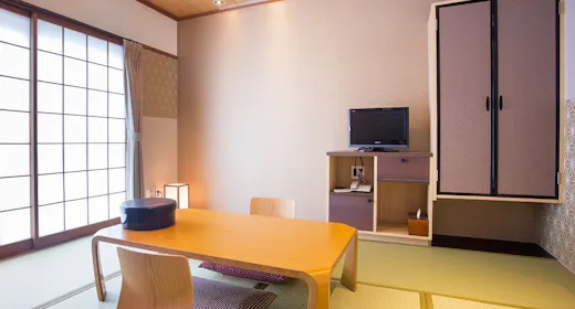 【南館6畳】<バスなし・眺望なし>