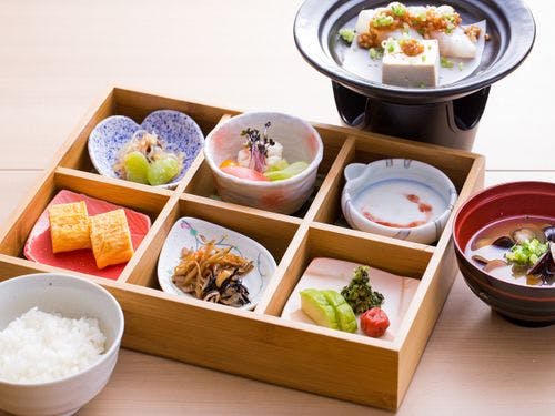 やさしい味の朝食