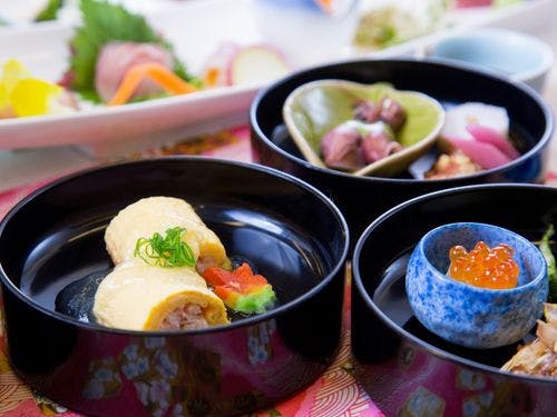 旬の食材たっぷりの会席