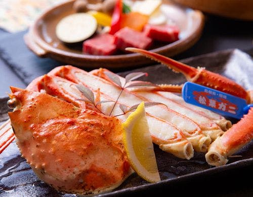 冬季限定！松葉ガニ1/2杯×しまね和牛会席