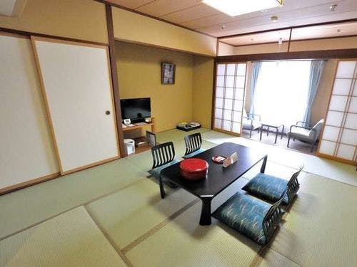 別館　和室　１０畳