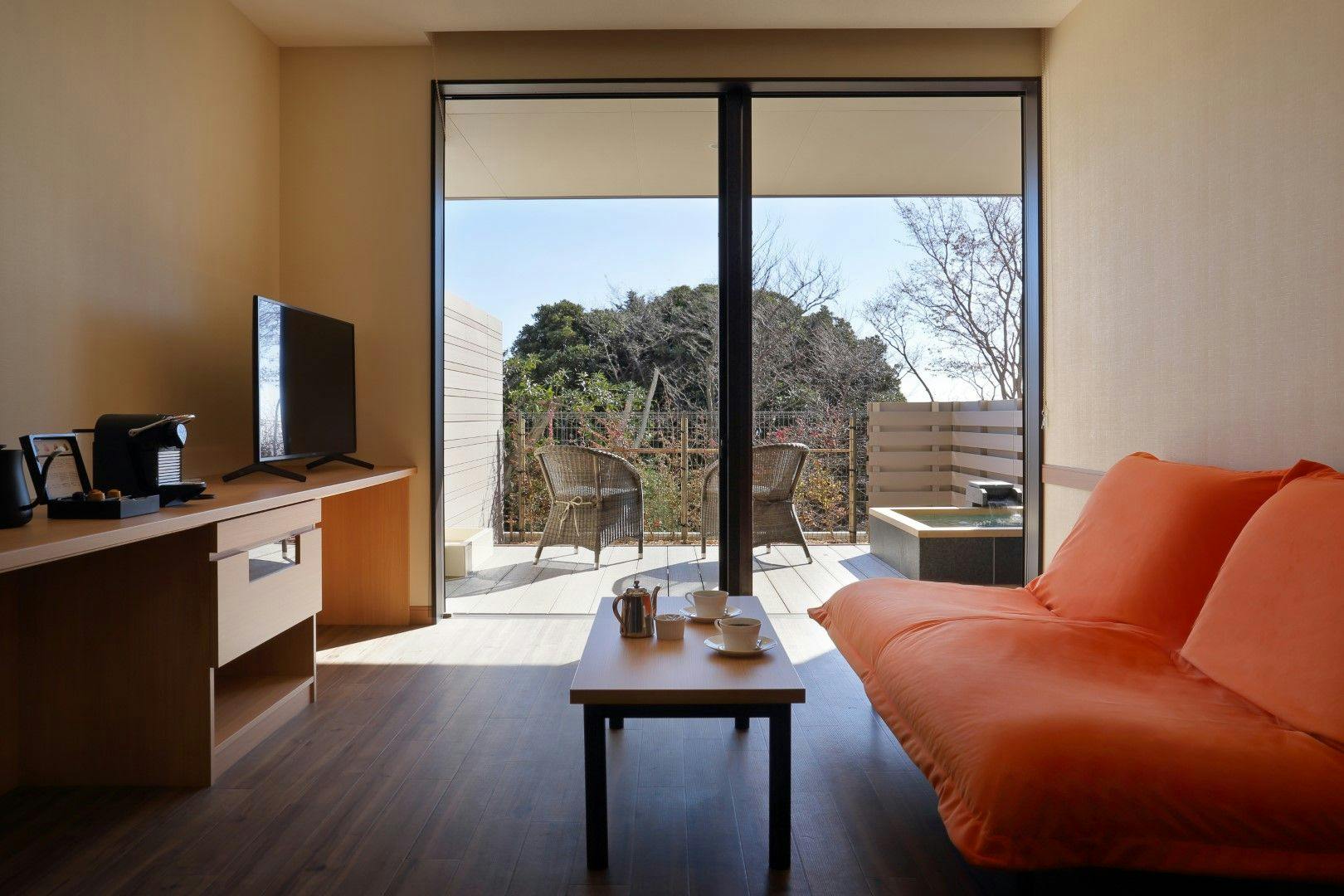 ラ・ドッグリゾート 伊豆高原 全室露天付き客室と部屋食の愛犬の宿