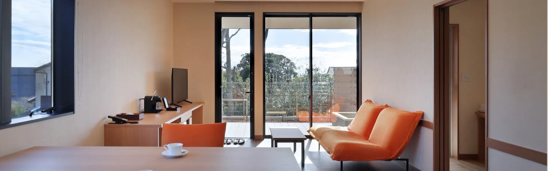 ラ・ドッグリゾート 伊豆高原 全室露天付き客室と部屋食の愛犬の宿