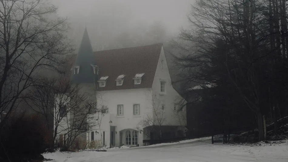 HOTEL CORINTHE