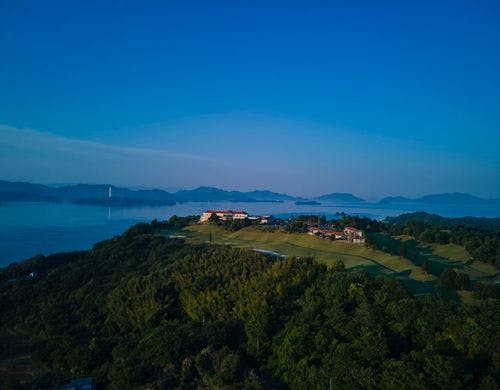 クラブハウス外観