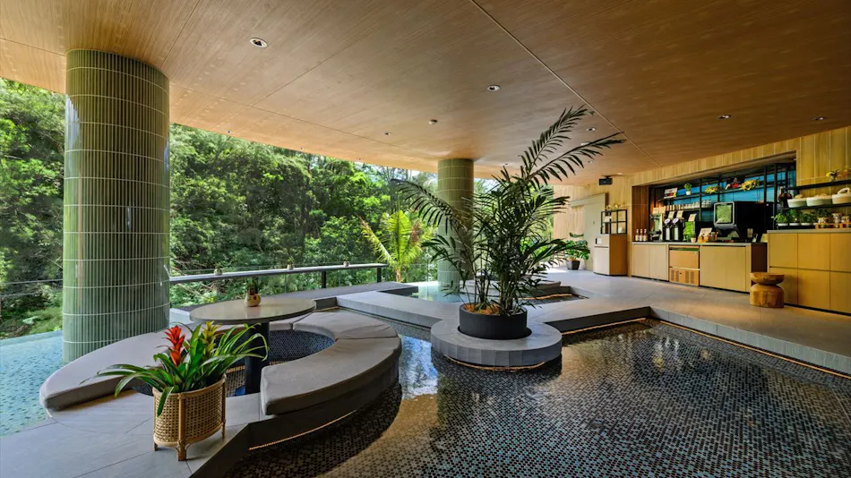 TWIN-LINE HOTEL YANBARU OKINAWA JAPAN