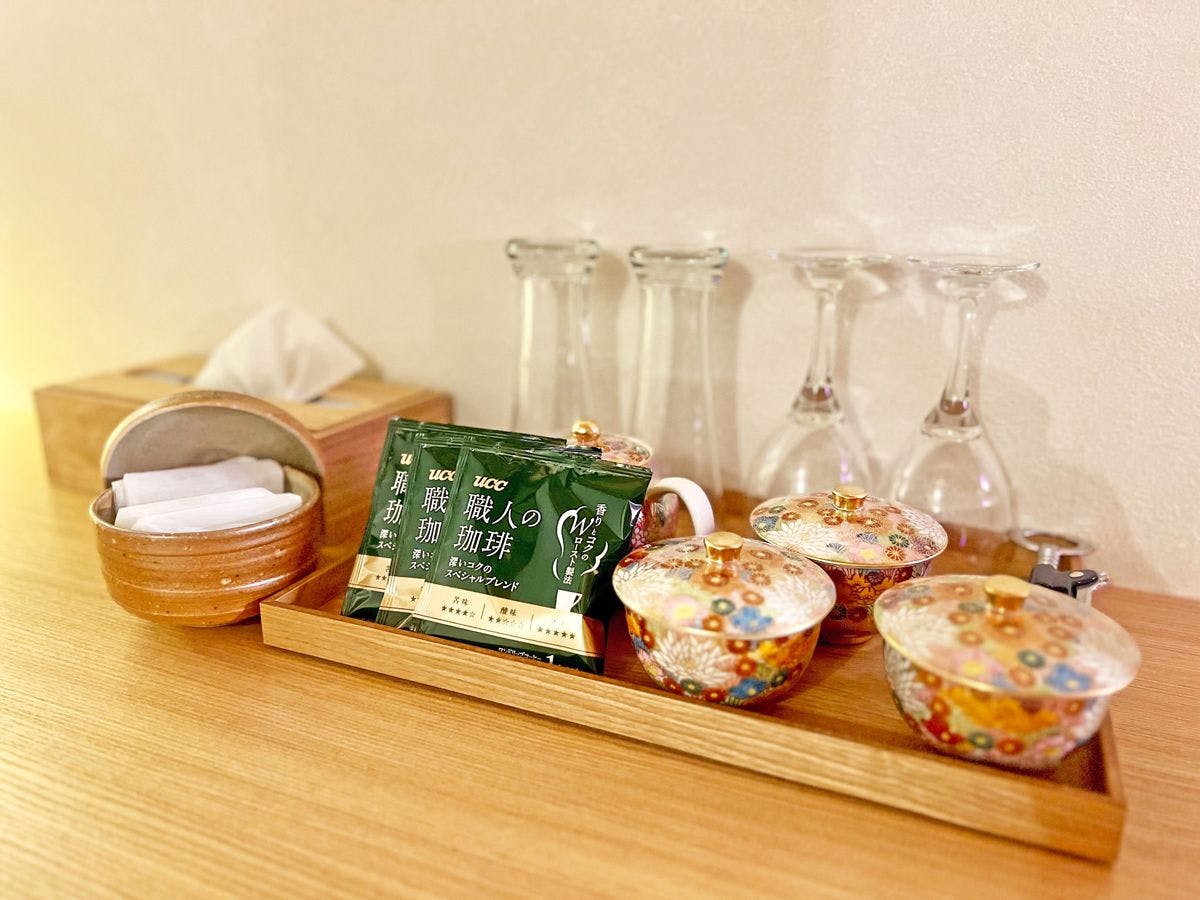 【アメニティ】九谷焼きの急須と湯呑み