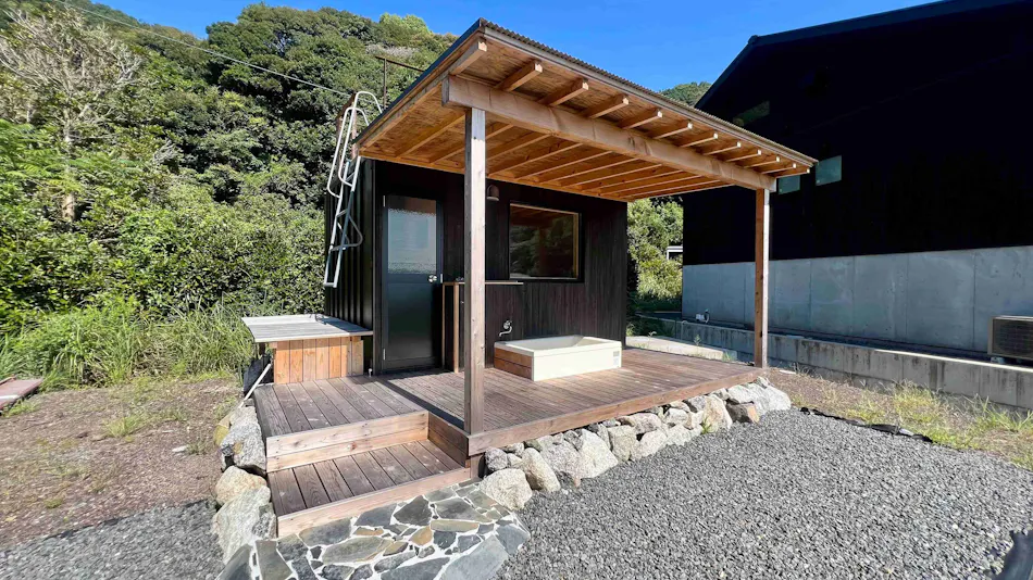 Hanare Tsukiakari
