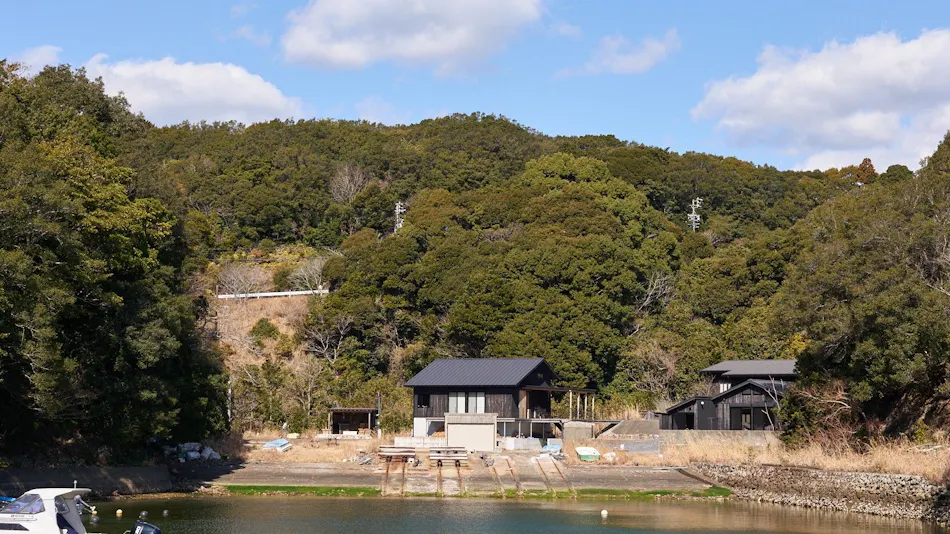 Hanare Tsukiakari