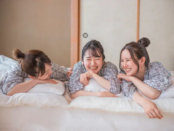 【学割プラン|2食付】選べる特典でお得に満喫!楽しい思い出づくりの温泉旅<お任せ会席・梅>
