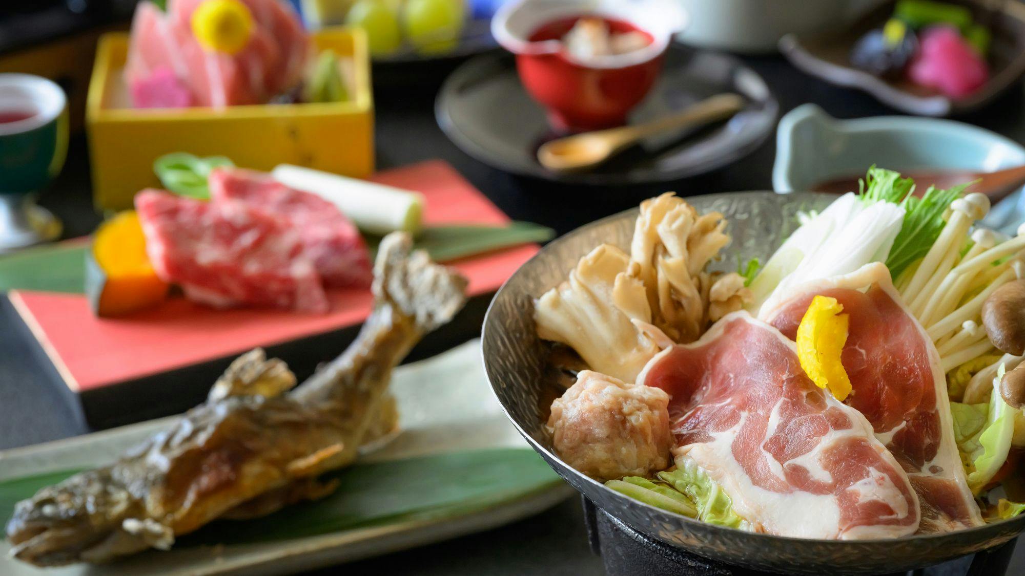 【学割プラン｜2食付】選べる特典でお得に満喫！楽しい思い出づくりの温泉旅＜お任せ会席・梅＞