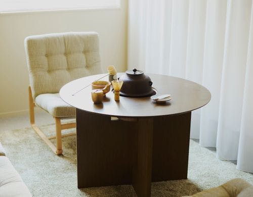 サウナスイート　テーブル