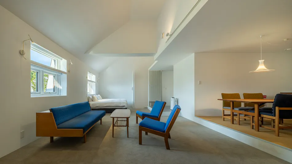 West-Karuizawa Hotel atelier blå by LONGINGHOUSE