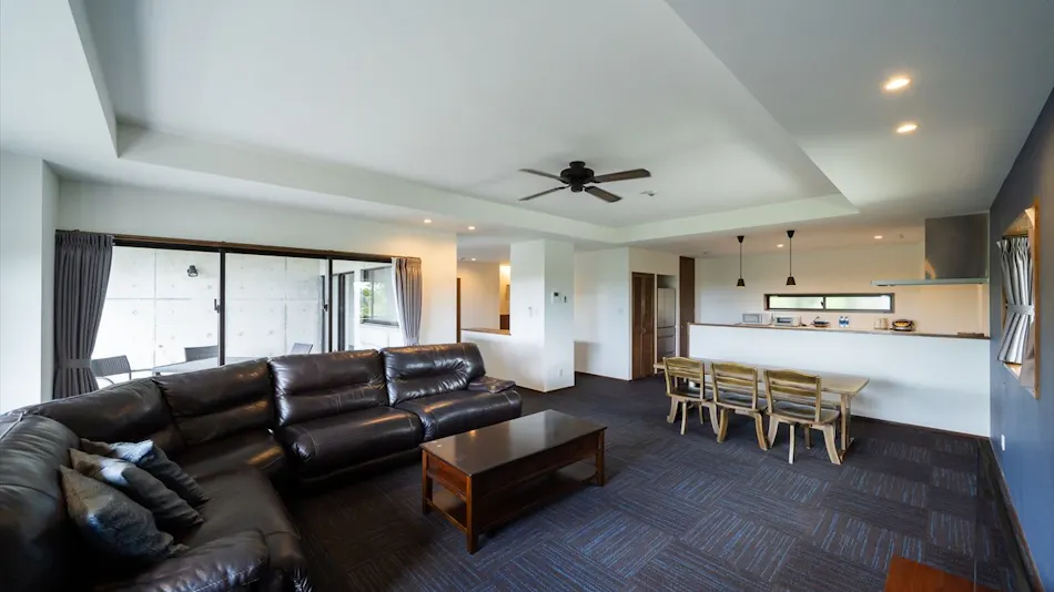 Stay Like a Local: Adult Hideaway Hotel & Condominium with Ocean View on a Hill in Onna Village - Tsuchibana Tsuchibana
